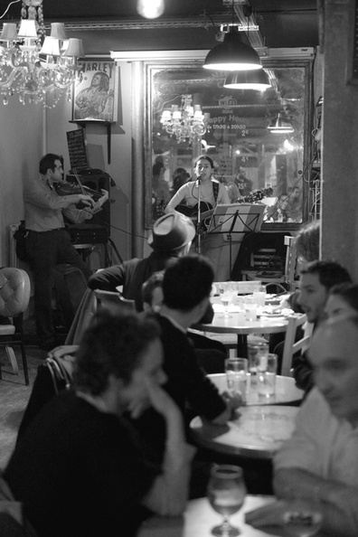 Onze-Bar-Paris-Mademoiselle-Gabrielle-photo-Pierrick-Bourgault 100400